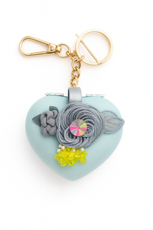 Heart-Shaped Compact Mirror Keychain – Double-Sided Mini Makeup Mirror with Gold Keyring